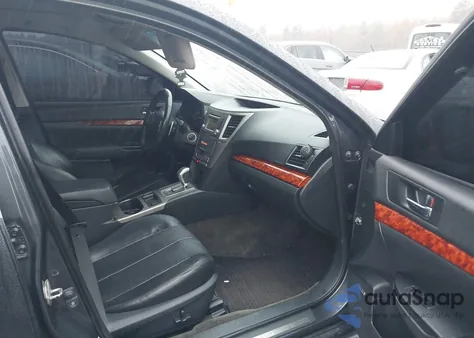 2012 Subaru Legacy 3.6R Limited из США, поврежденный, VIN 4S3BMDK67C2009485